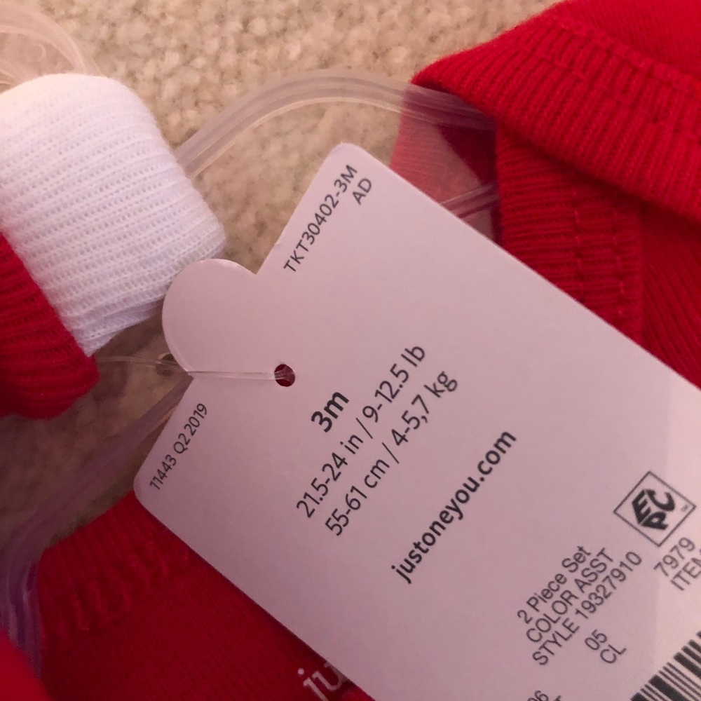Carter’s Just One You Unisex Christmas Bundle - 3M - Picture 5 of 6